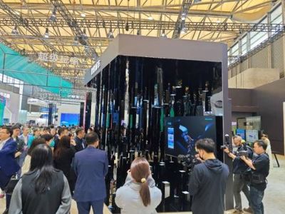 为新型智慧城市建设蓄力赋能 海信网络科技携“智能云脑”亮相AWE2023